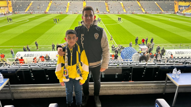Engelli çocuğun Fenerbahçe hayali gerçekleştirildi