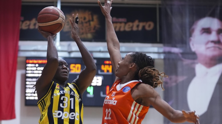 Fenerbahçe Opet, Avrupa Ligi'nde 6'lı Final'de yarı finalde