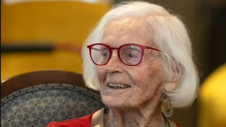 102. yaş gününü kutlayan kadından uzun yaşamanın tüyoları