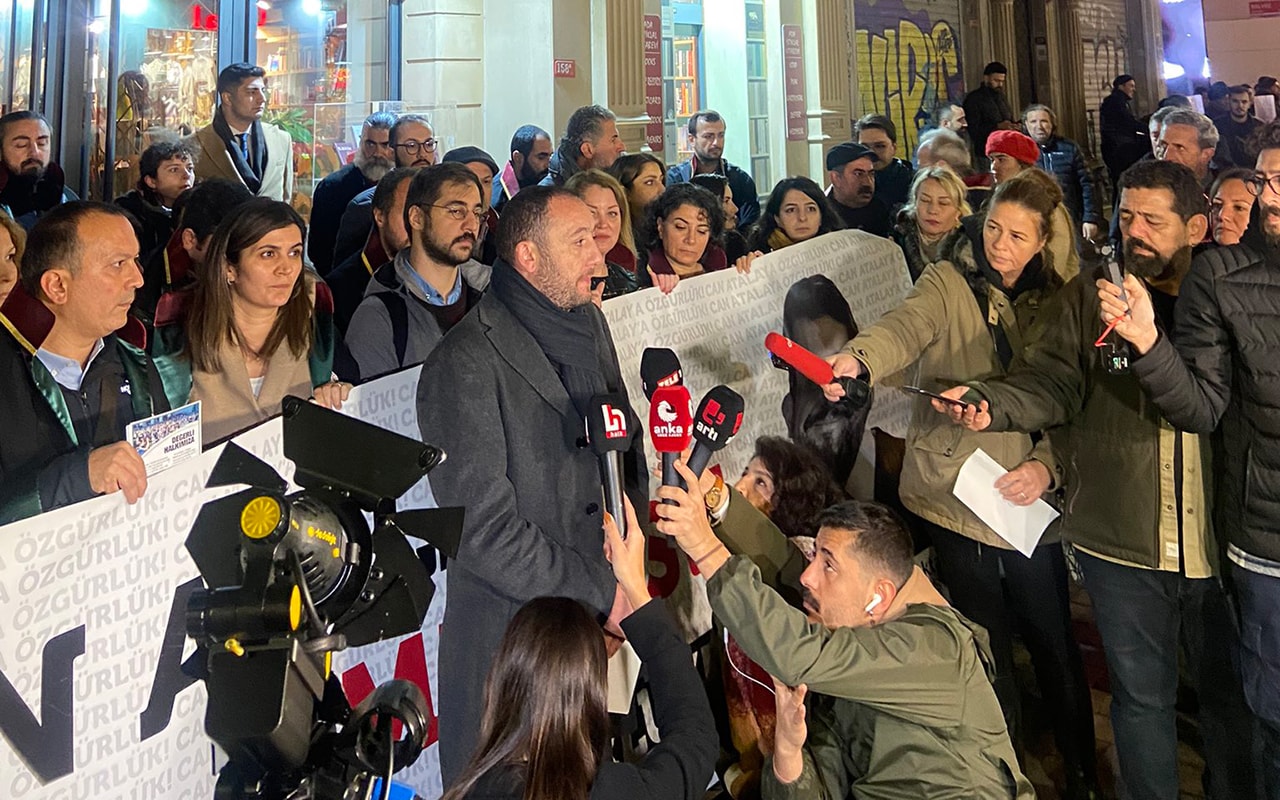 Can Atalay için Taksim’de yürümek isteyen avukatlara polis engeli