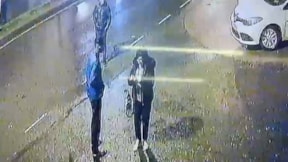 Arnavutköy'de otobüs durağındaki kadına silahlı saldırı
