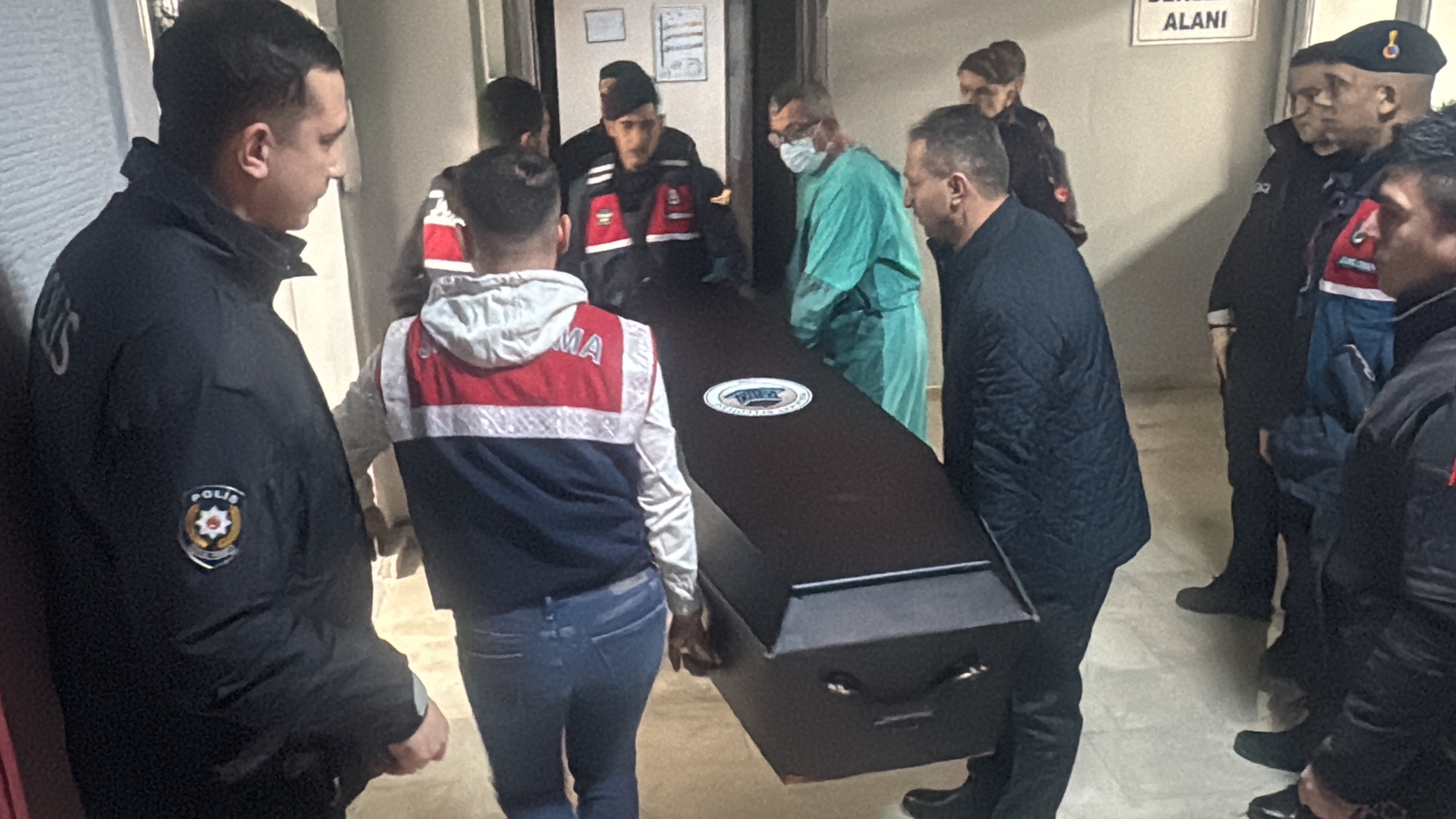 Birlikte yaşadığı kadını öldüren uzman çavuş tutuklandı