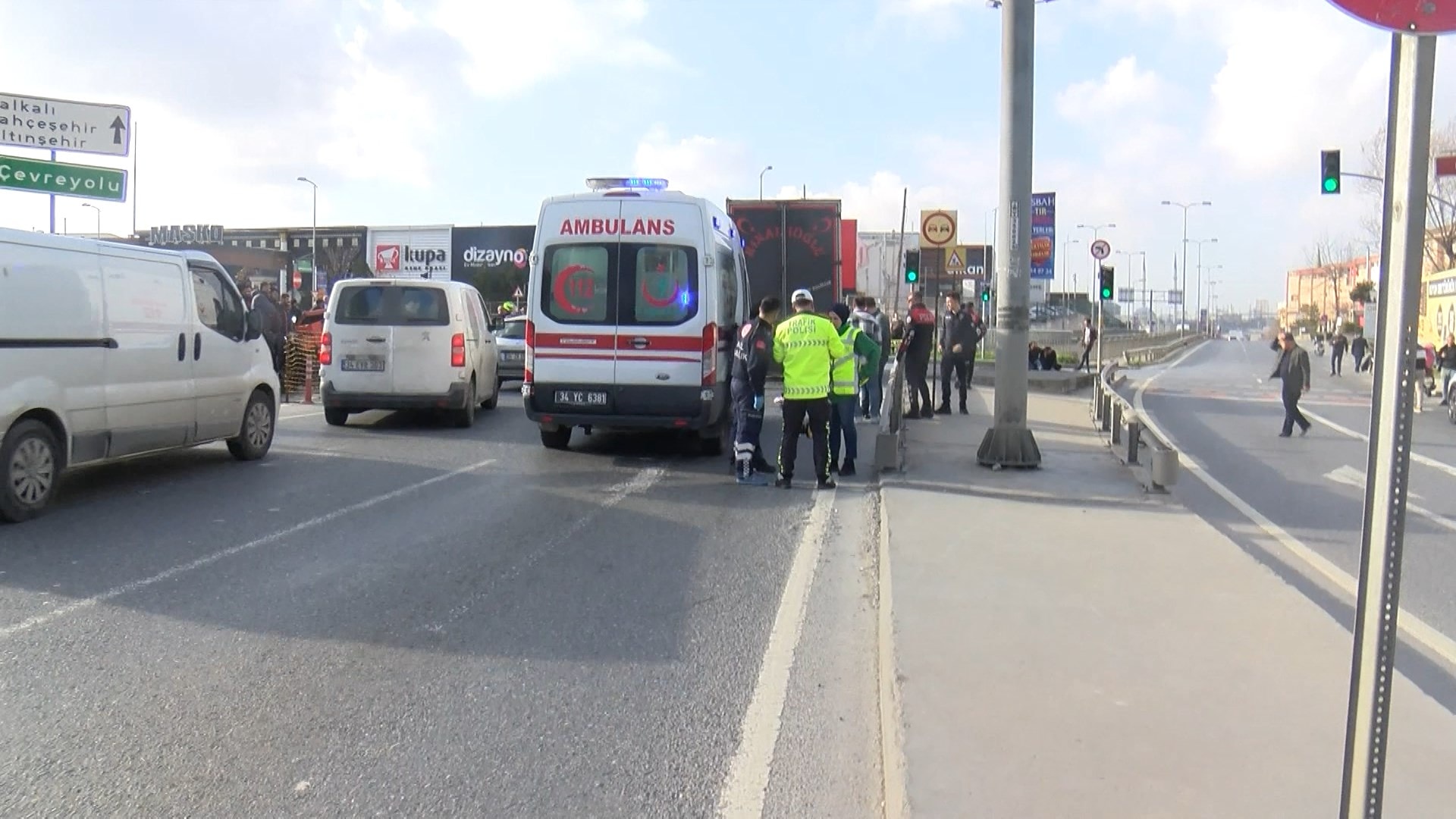 İstanbul'daki kazada acı tesadüf: Yerde yatan abisiymiş...