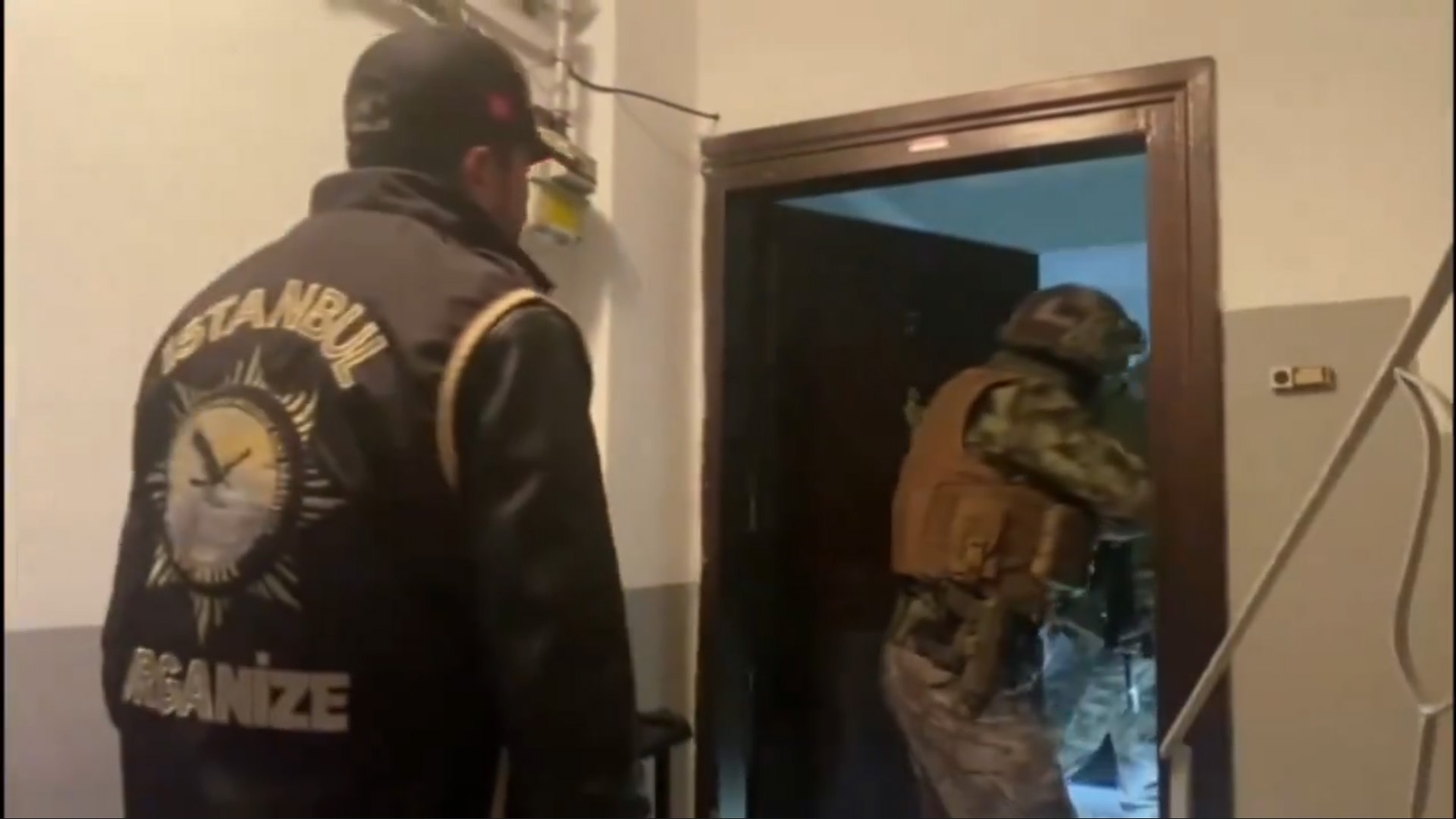 İstanbul merkezli operasyonlarda 5 organize suç örgütü çökertildi, 93 kişi yakalandı