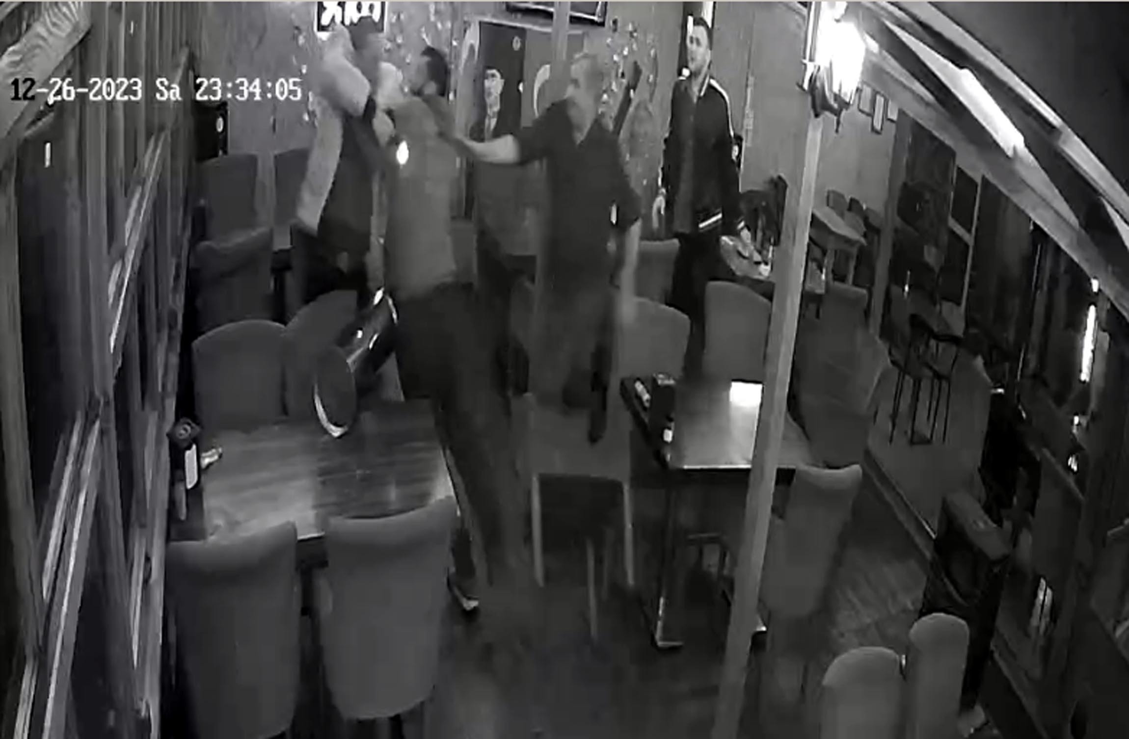 Kafede 'yüksek ses' cinayeti... Olay anı kamerada