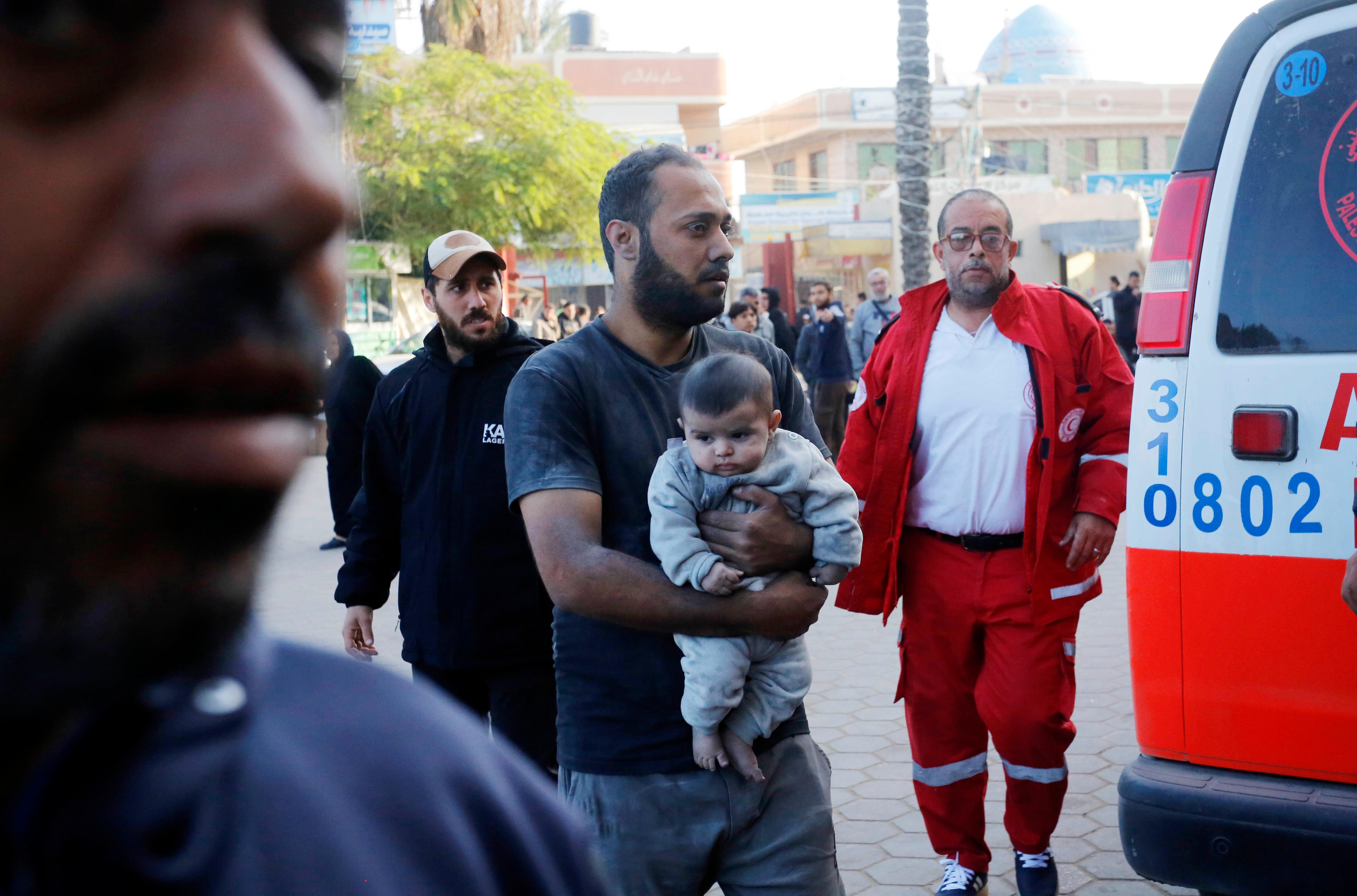 Gazze'de can kaybı 15 bin 899'a yükseldi