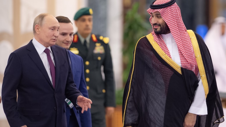 Putin, Selman ile Riyad'da bir araya geldi