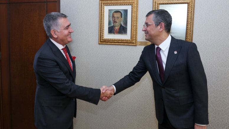 TÜSİAD Başkanı Turan, CHP Genel Başkanı Özel'i ziyaret etti