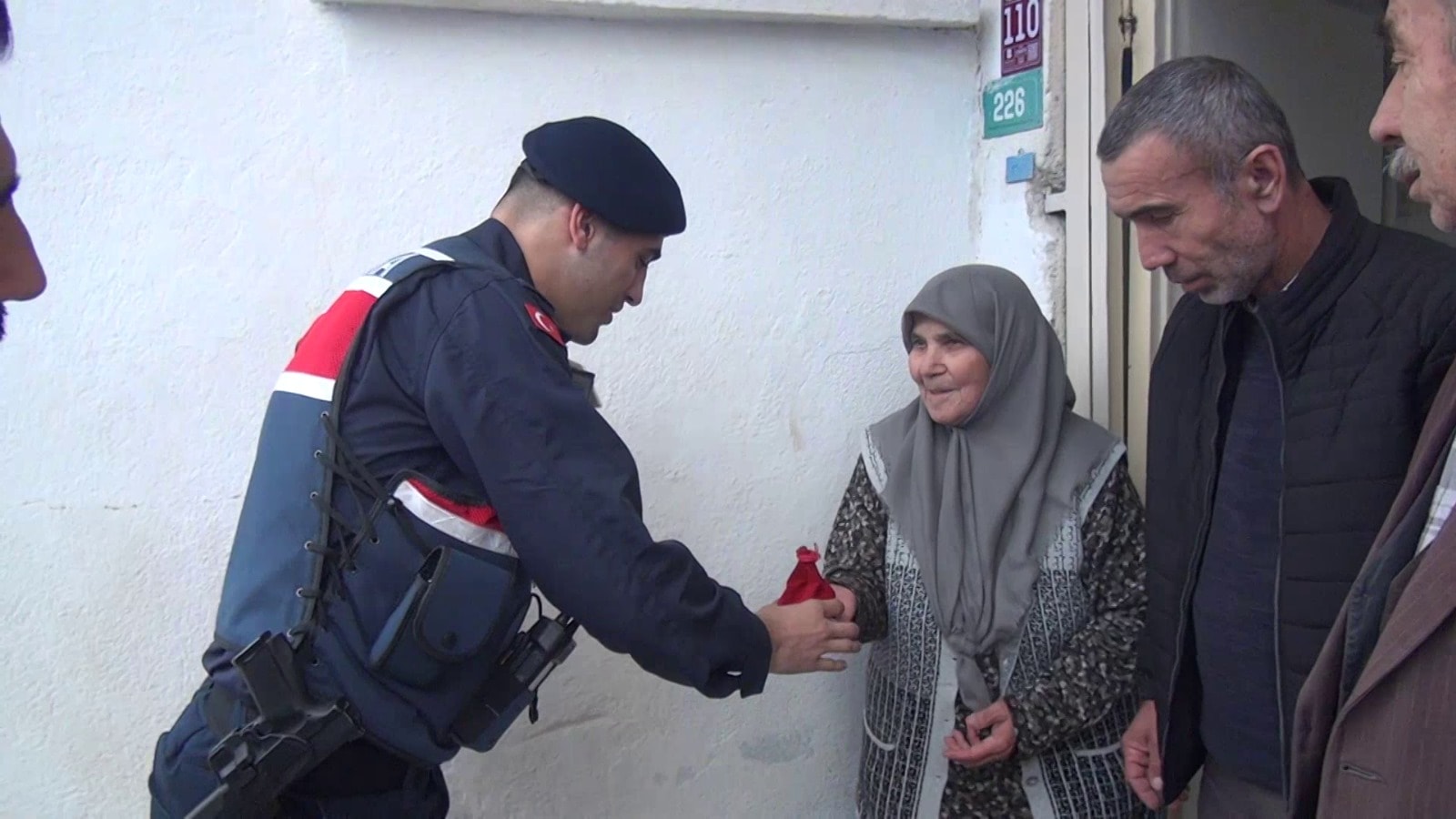 500 bin liralık vurgun yaptı, 90 dakikada yakalandı