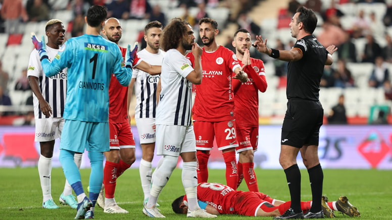 Antalyaspor - Kasımpaşa maçında gol sesi çıkmadı