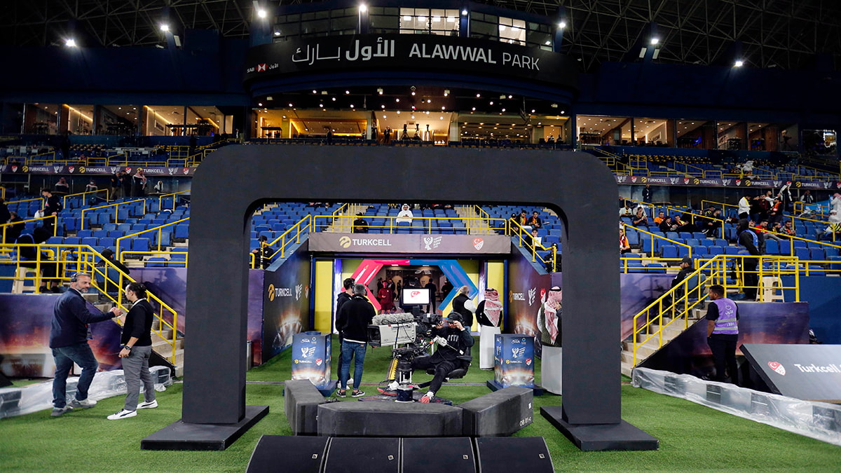 Süper Kupa finalinin iptali Avrupa'da gündem oldu