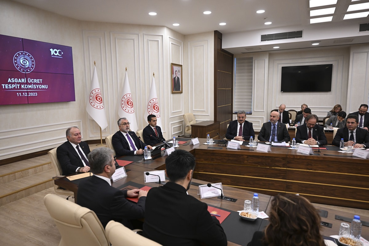 Tek zam asgari ücreti uçuruma sürükler