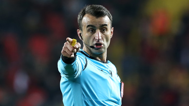 Atilla Karaoğlan'ın yönettiği Rennes Villarreal maçı son haftaya damga vurdu