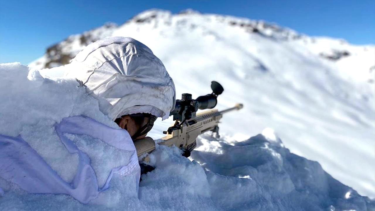 Teröristlerin hain saldırısında 5-10 metre mesafede sıcak çatışma