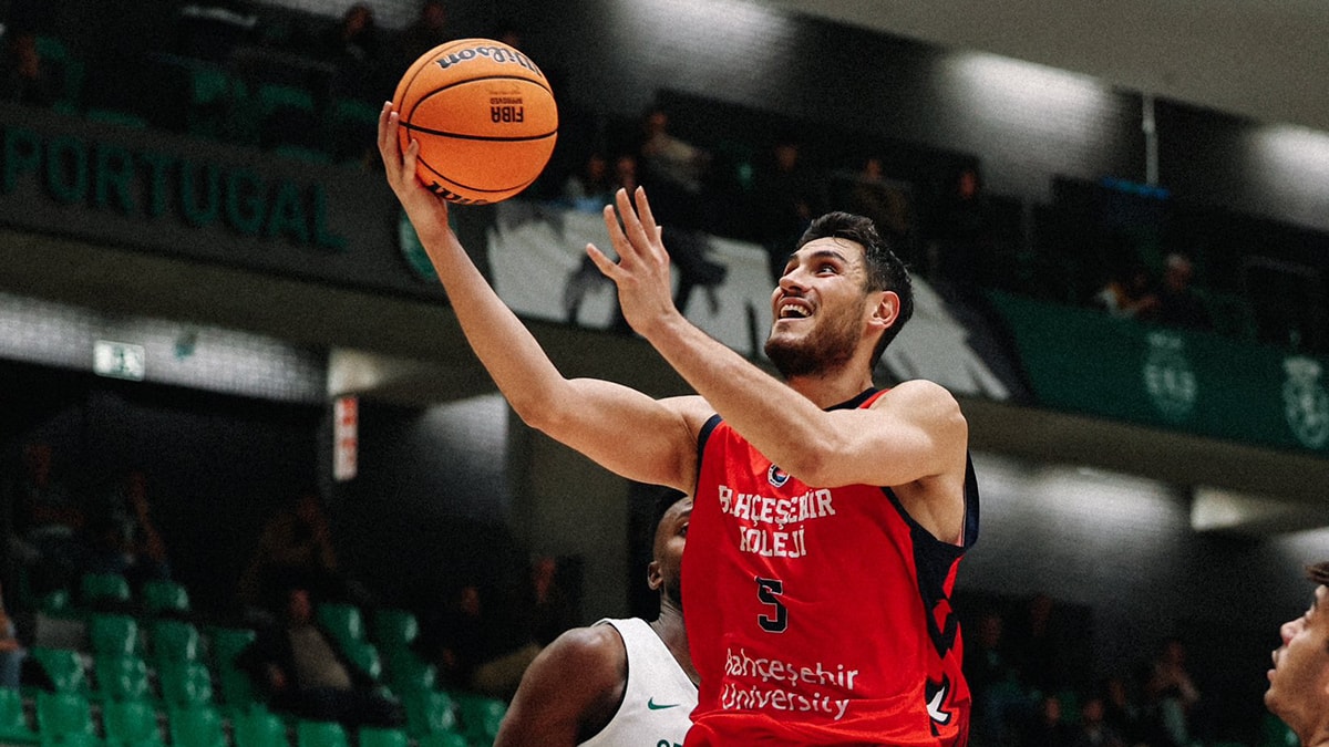 Bahçeşehir Koleji, Sporting'i deplasmanda devirdi!