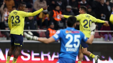 Fenerbahçe, 7 gollü Kayserispor maçını kayıpsız atlattı: 3-4