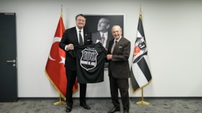 Rahmi Koç'tan Beşiktaş'ın yeni başkanı Hasan Arat'a ziyaret