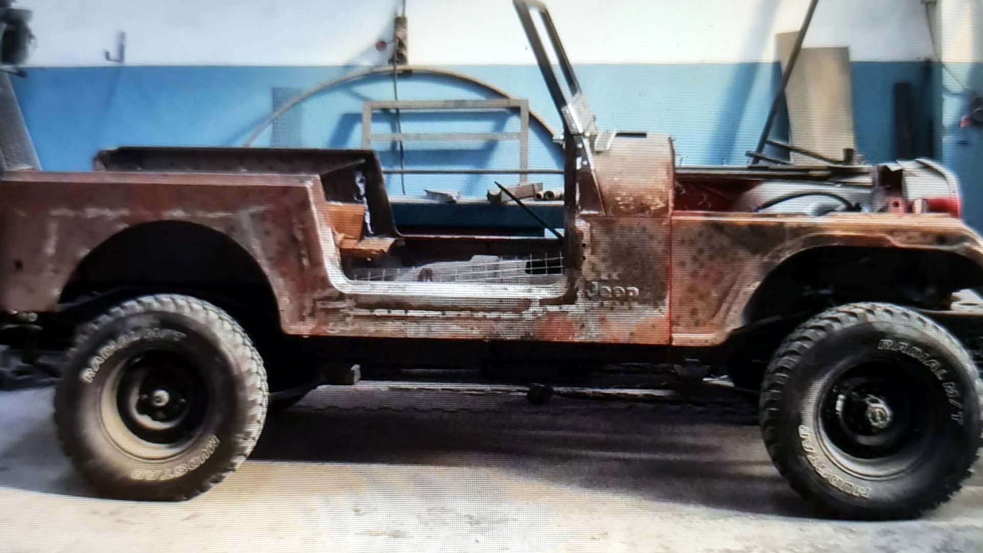 17 bin TL'ye aldığı  hurda cipi 7 milyon TL'den satışa çıkardı