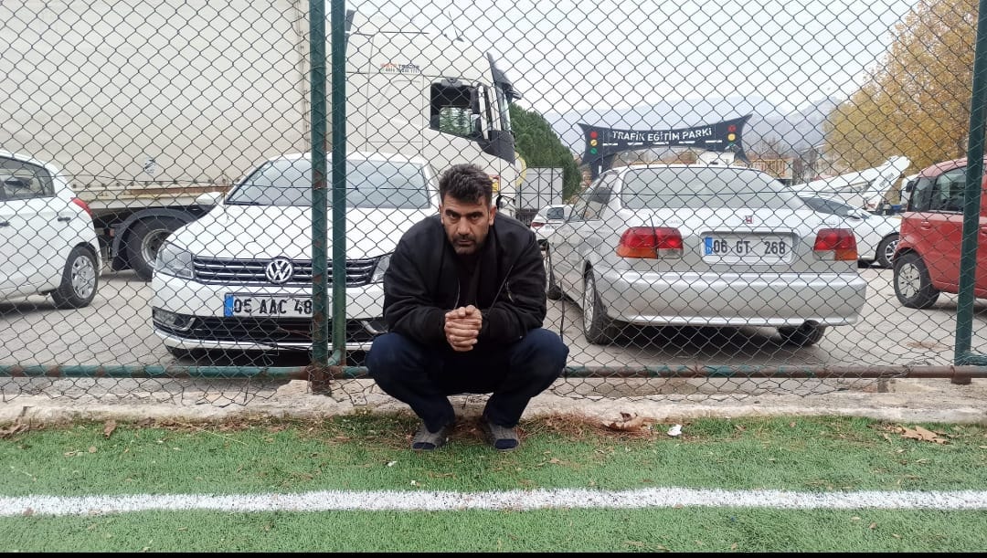 Kaçak göçmenleri taşıyan TIR'ın şoförü tutuklandı