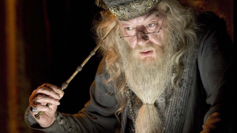 Harry Potter hayranlarına müjde: ‘Dumbledore’u canlandıracak isim Dexter'dan bulundu!