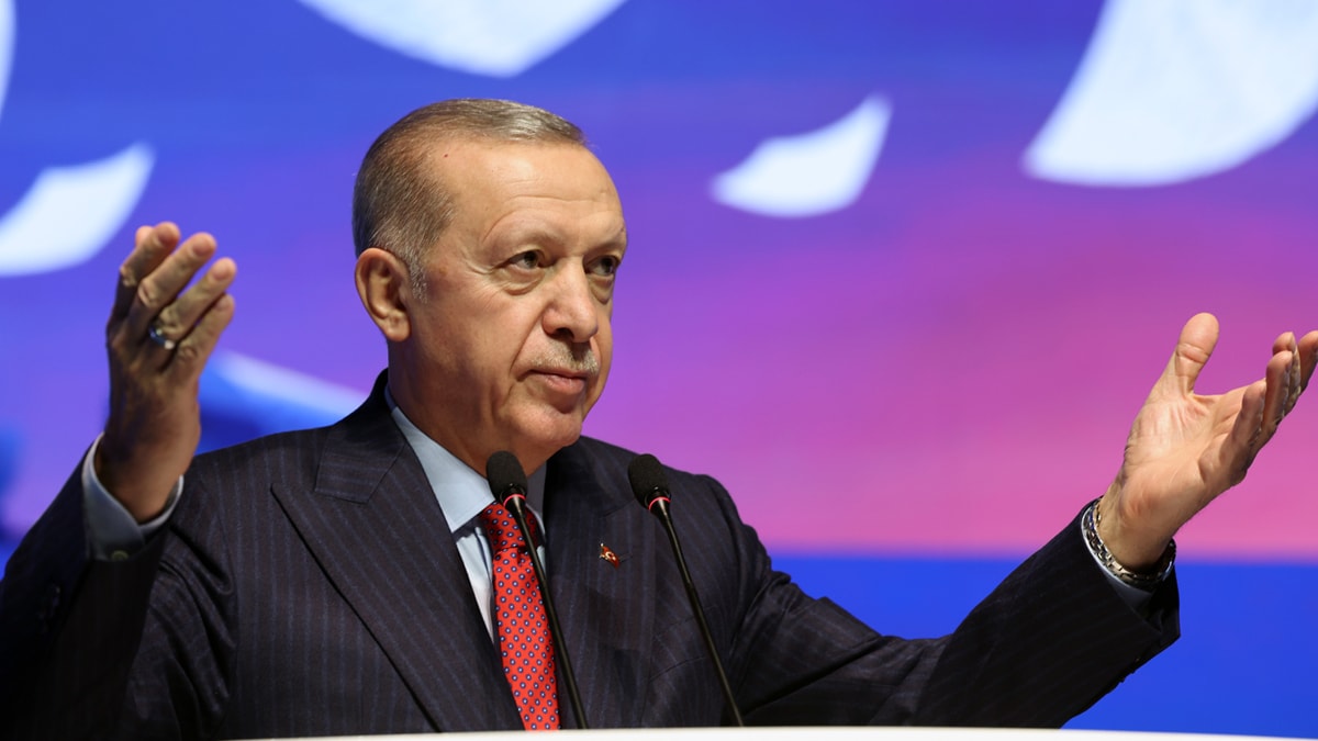 Erdoğan, Riyad suskunluğunu bozdu: Üzüntü duydum