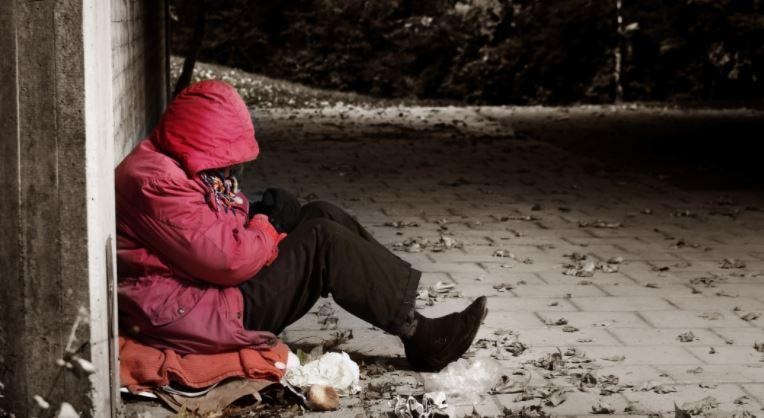 Evsizlerin kaldığı otelde yangın: 10 ölü