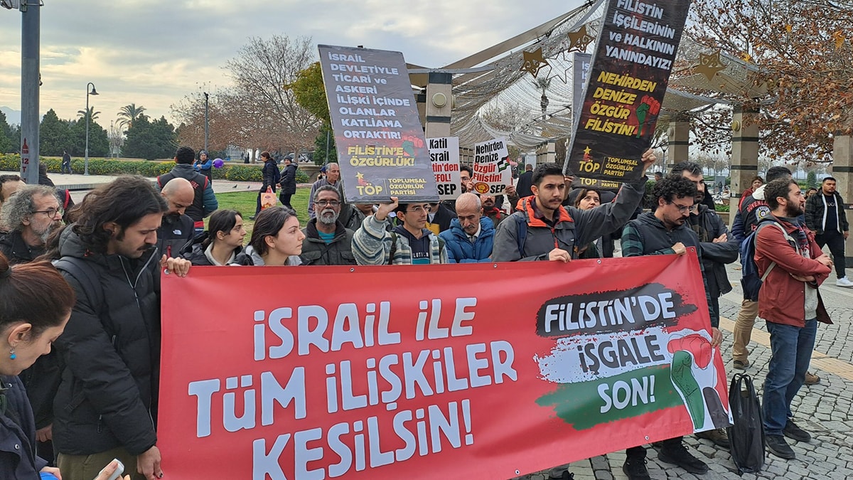 Filistin'e destek yürüyüşüne polis müdahalesi: Gözaltılar var