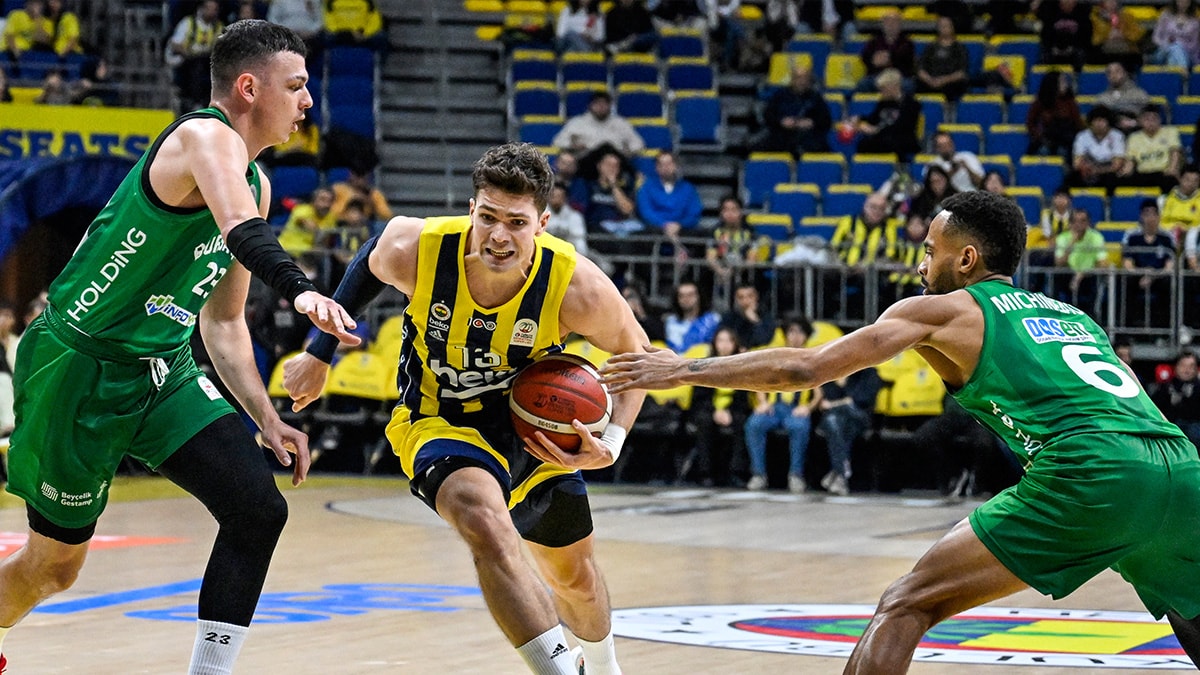 Fenerbahçe Beko seriye devam etti