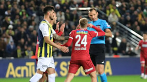 Fenerbahçe-Sivasspor maçında tartışmalı pozisyon