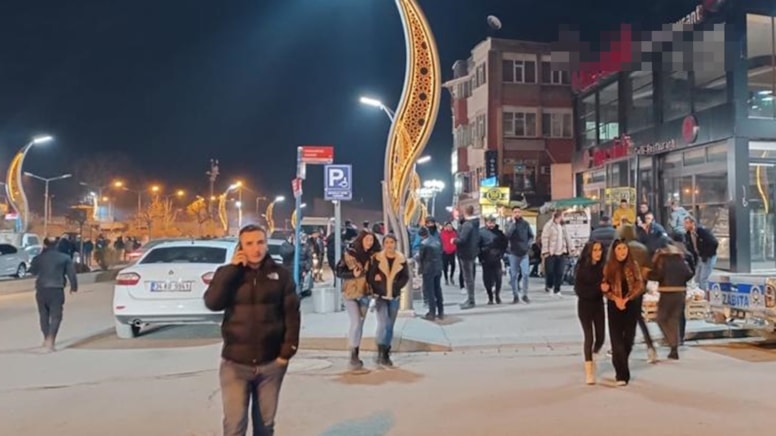 Hakkari'de gösteri ve yürüyüşler yasaklandı