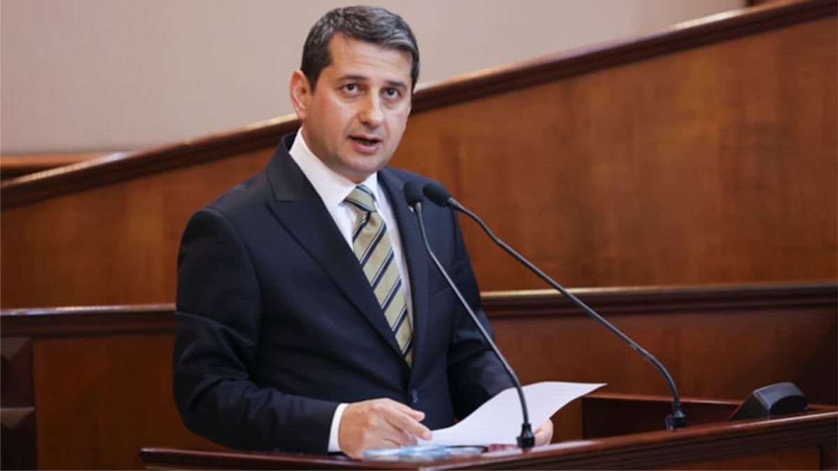 İstifa ettirilen İBB İYİ Parti Grup Başkanvekili Özkan yeniden seçildi