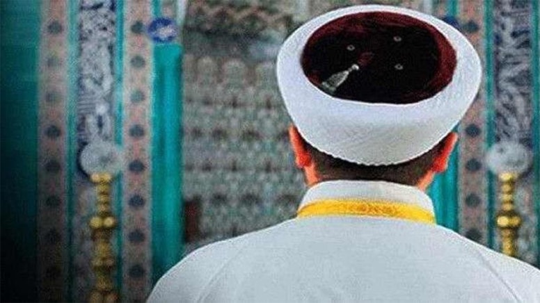 Erdoğan ile Scholz anlaştı: Almanya’daki Türklere Alman imam
