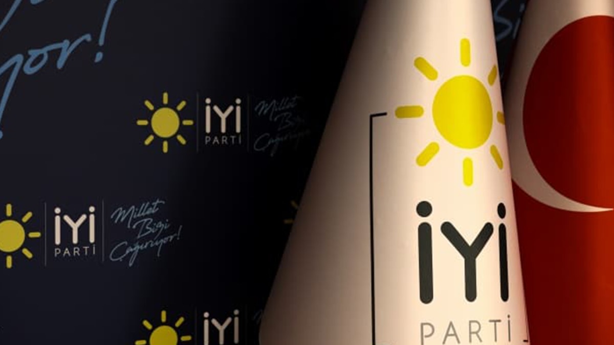 İYİ Parti'de istifa dalgası sürüyor:  İstanbul İl başkan yardımcısı da ayrıldı
