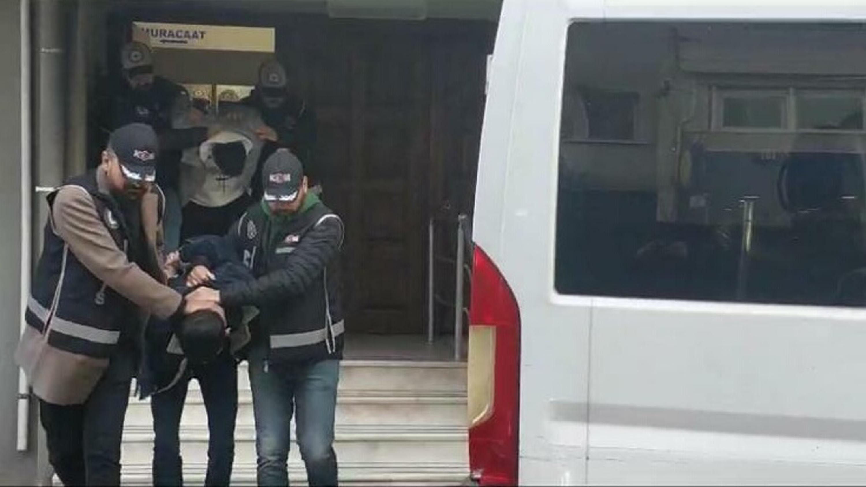 'Altunbaş' suç örgütüne operasyonda 8 tutuklama