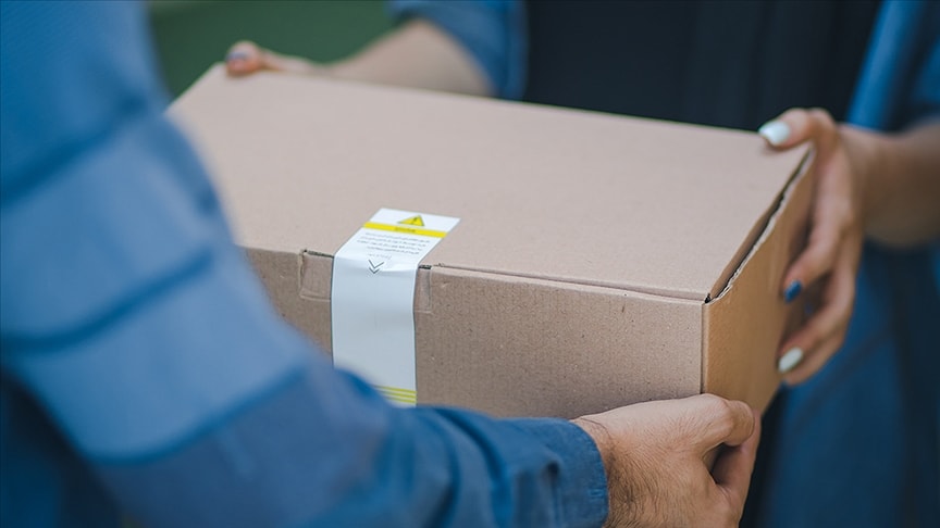 Kargocu kılığıyla senet tuzağı