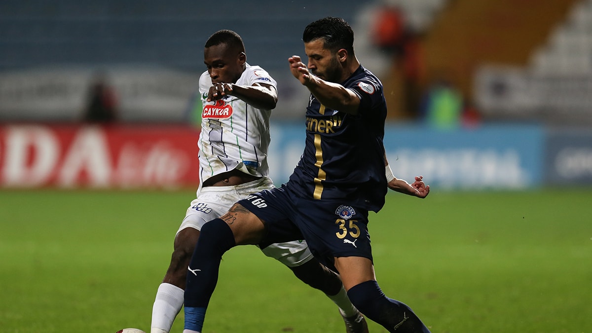 Rizespor, Kasımpaşa deplasmanında 1 puanı kurtardı