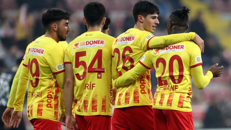 Kayserispor 20 yaşındaki golcüleriyle kupada turladı