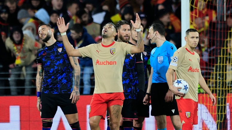 Sevilla, Avrupa Ligi hayalini Lens'e kaptırdı