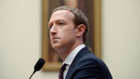 Zuckerberg tedirgin... Facebook ve Instagram yok olabilir
