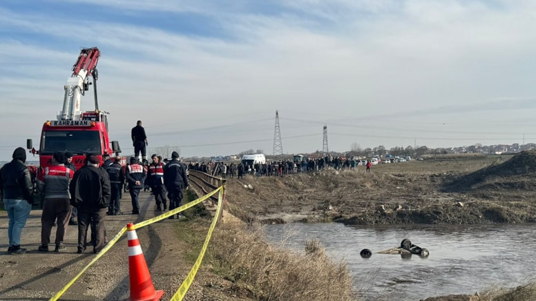 Ergene Nehri'ne uçan araçta bir kişinin cansız bedenine ulaşıldı
