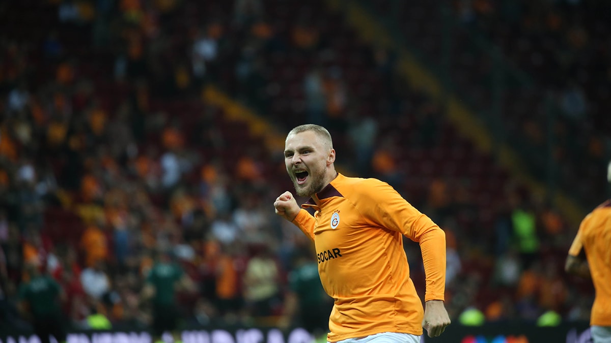 Galatasaray'ın stoperi Nelsson'dan Napoli açıklaması