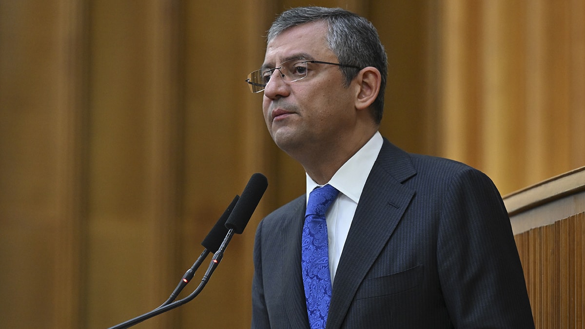 CHP lideri Özel'den İYİ Parti mesajı: Eski dosttan düşman olmaz  