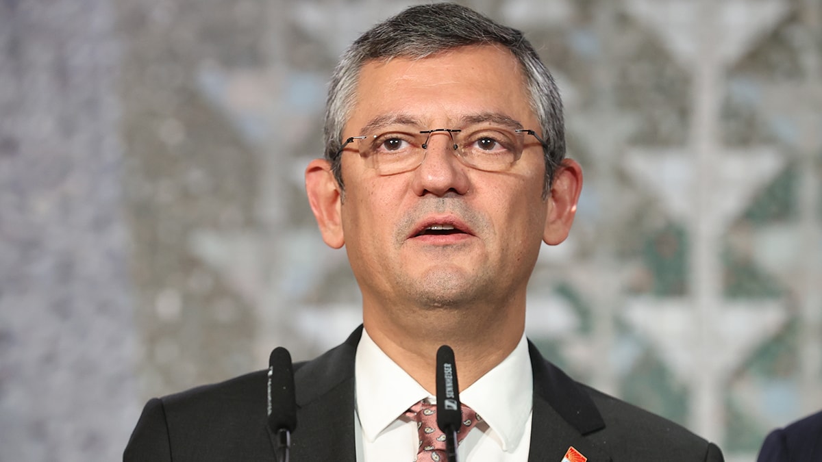 Özgür Özel'den Ali Tatar mesajı