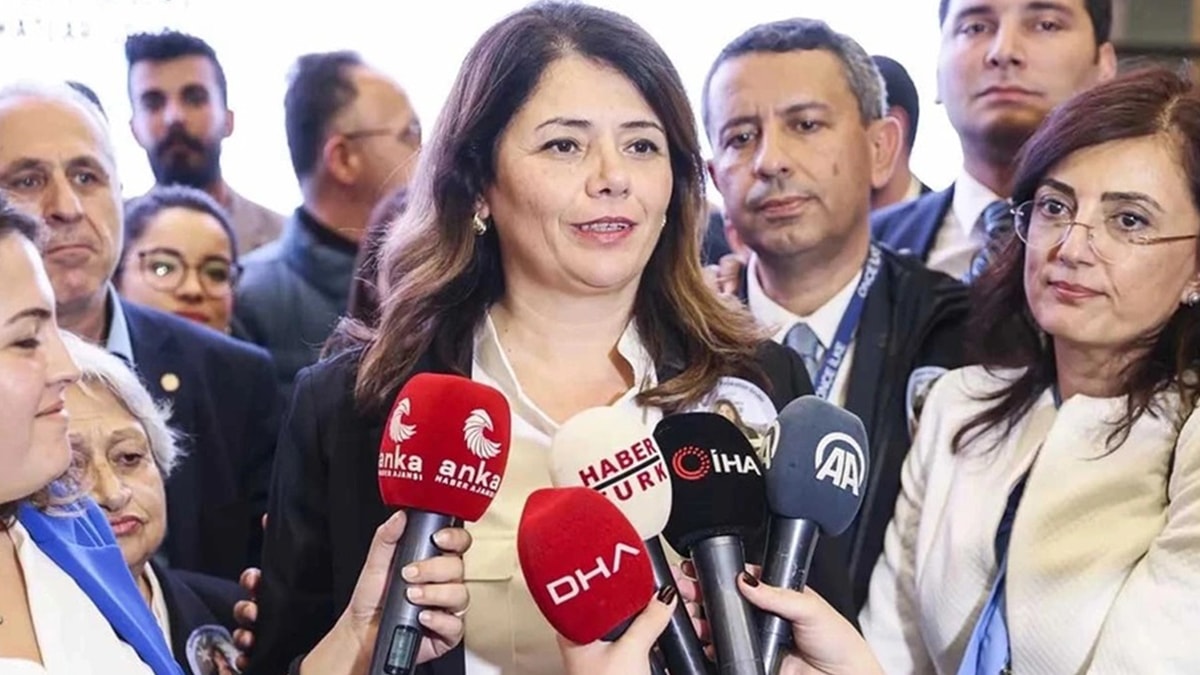 İstanbul Barosu'ndan HSK'ya suç duyurusu