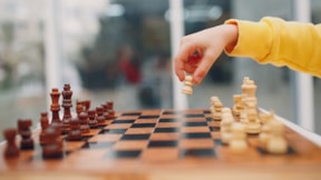 'Minik Hamleler' ile satranç okul öncesine yayılıyor