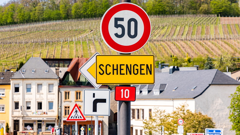 Schengen için 'sığınmacıları kabul etme' şartı