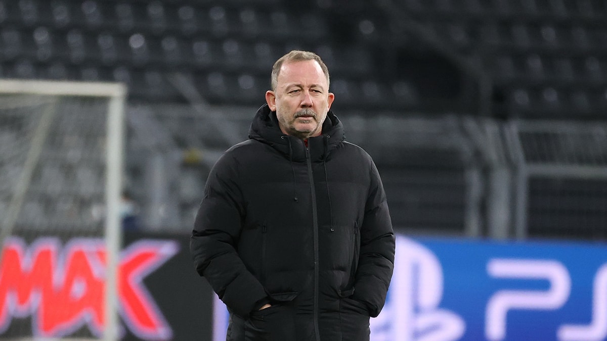 Beşiktaş'ta mecburen Sergen Yalçın!