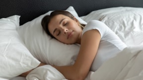 Uykularınız bölünüyorsa dikkat: Uzmanından işe yarayacak üç öneri