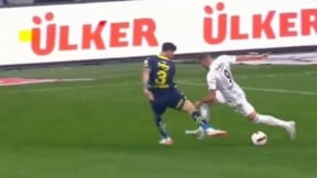 Derbide penaltı kararı! Beşiktaş ilk yarıda dengeyi sağladı