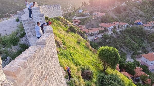 Oğlunu surdan atıp öldüren anneye indirimli ceza